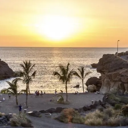 1413 Panoramic 1 Bedroom, Ocean View!
